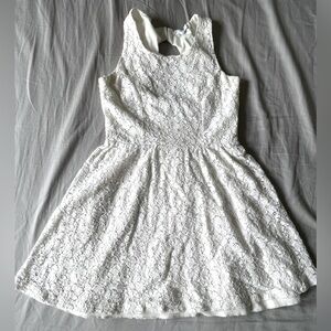 Delia*s white floral dress‎